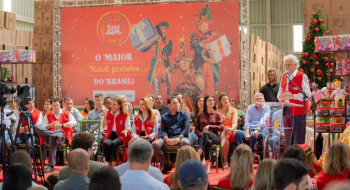 Natal do Bem começa a entregar os presentes